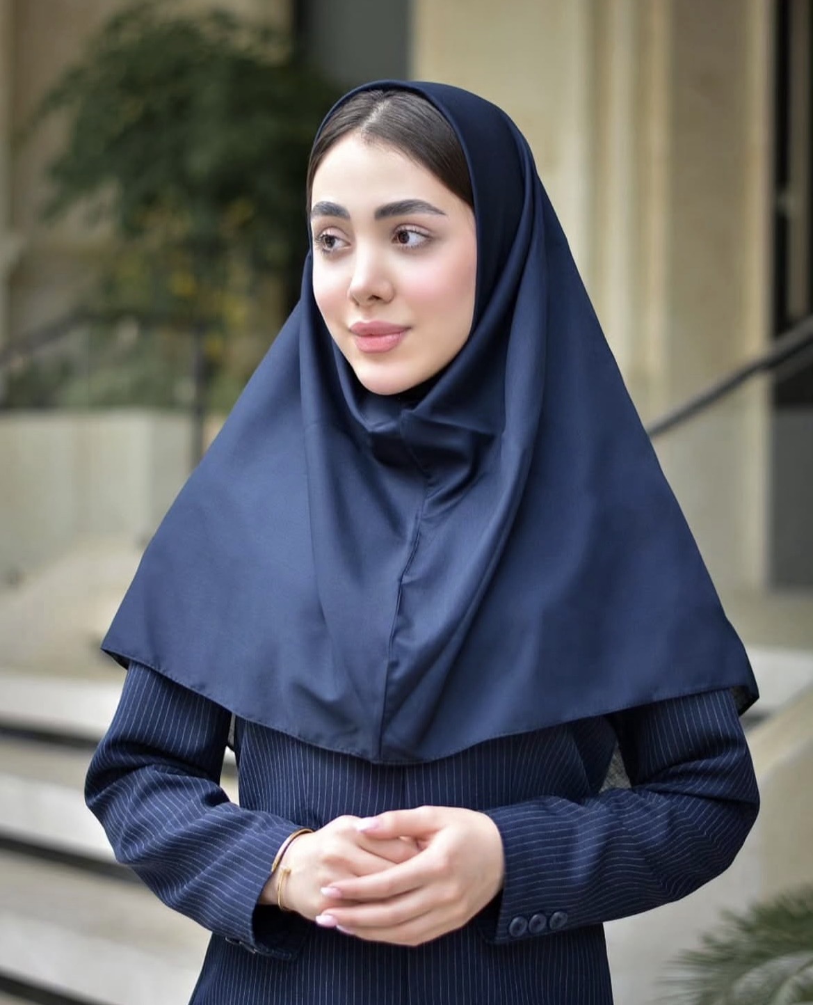 مقنعه نخی بروجرد سرمه ای متوسط(۹۰)